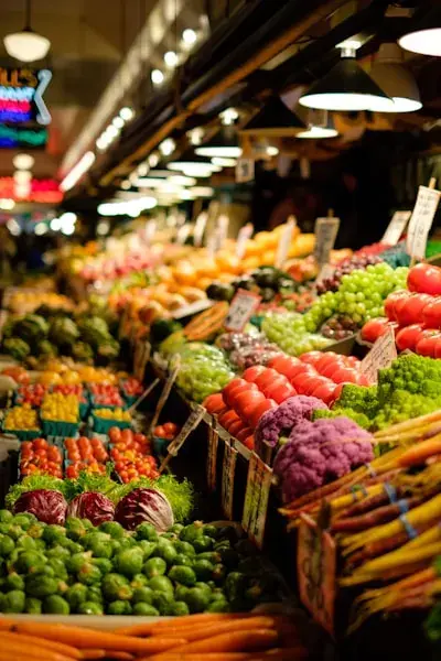 φρούτα και λαχανικά στη λαϊκή αγορά